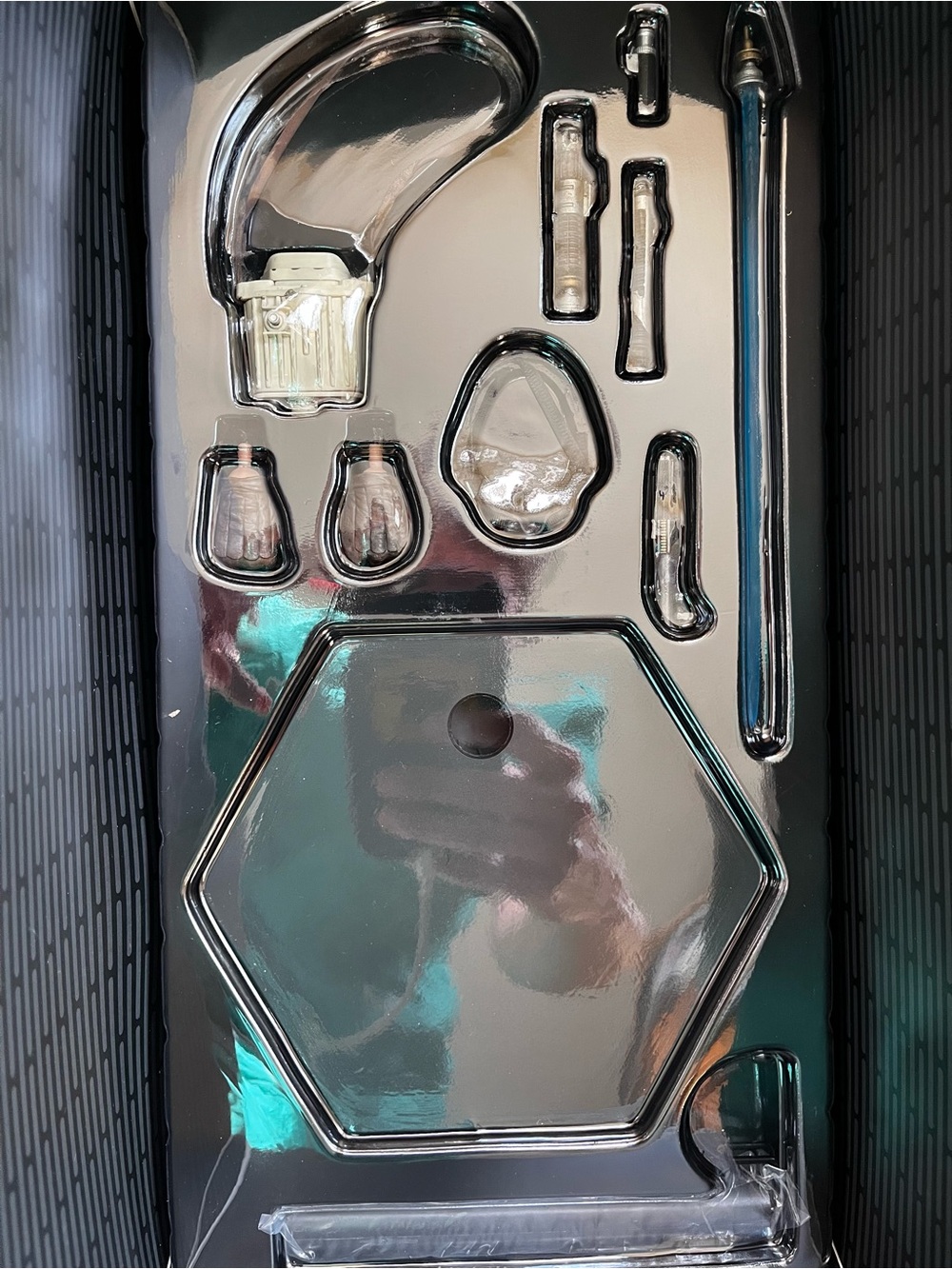 Sideshow Collectibles - Obi-Wan Kenobi Mythos 1/6th Scale Figure Collectible - Picture 5 of 11